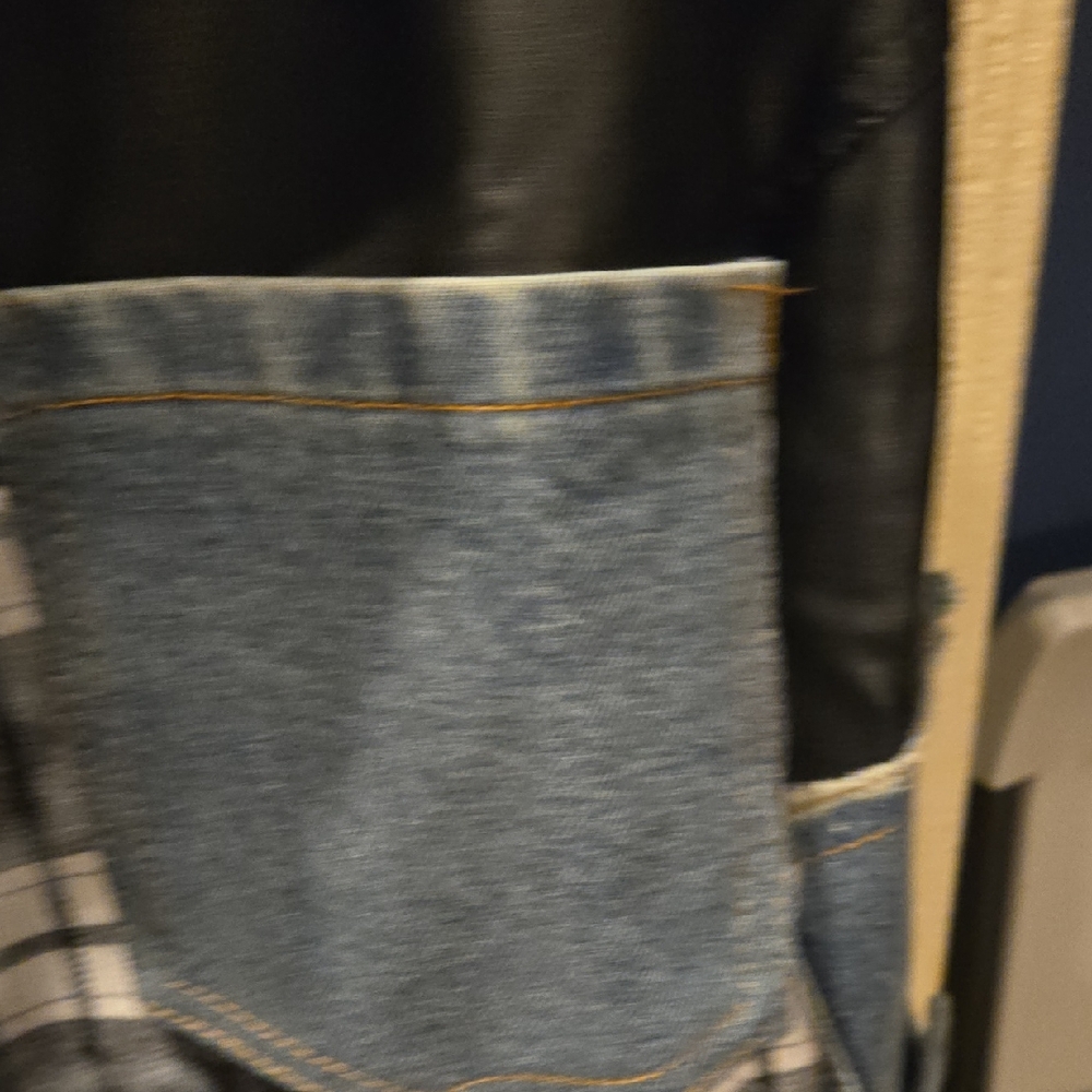 Plaid and Denim Patchwork Shirt Jacket - Picture 7 of 9